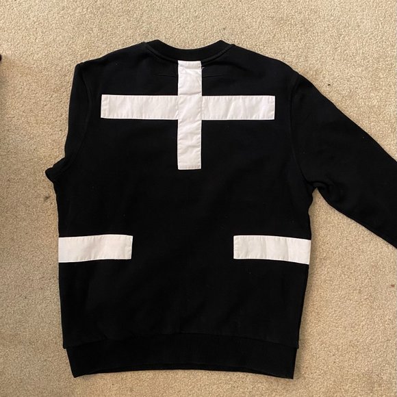 GIVENCHY Crewneck sweater - Picture 2 of 4
